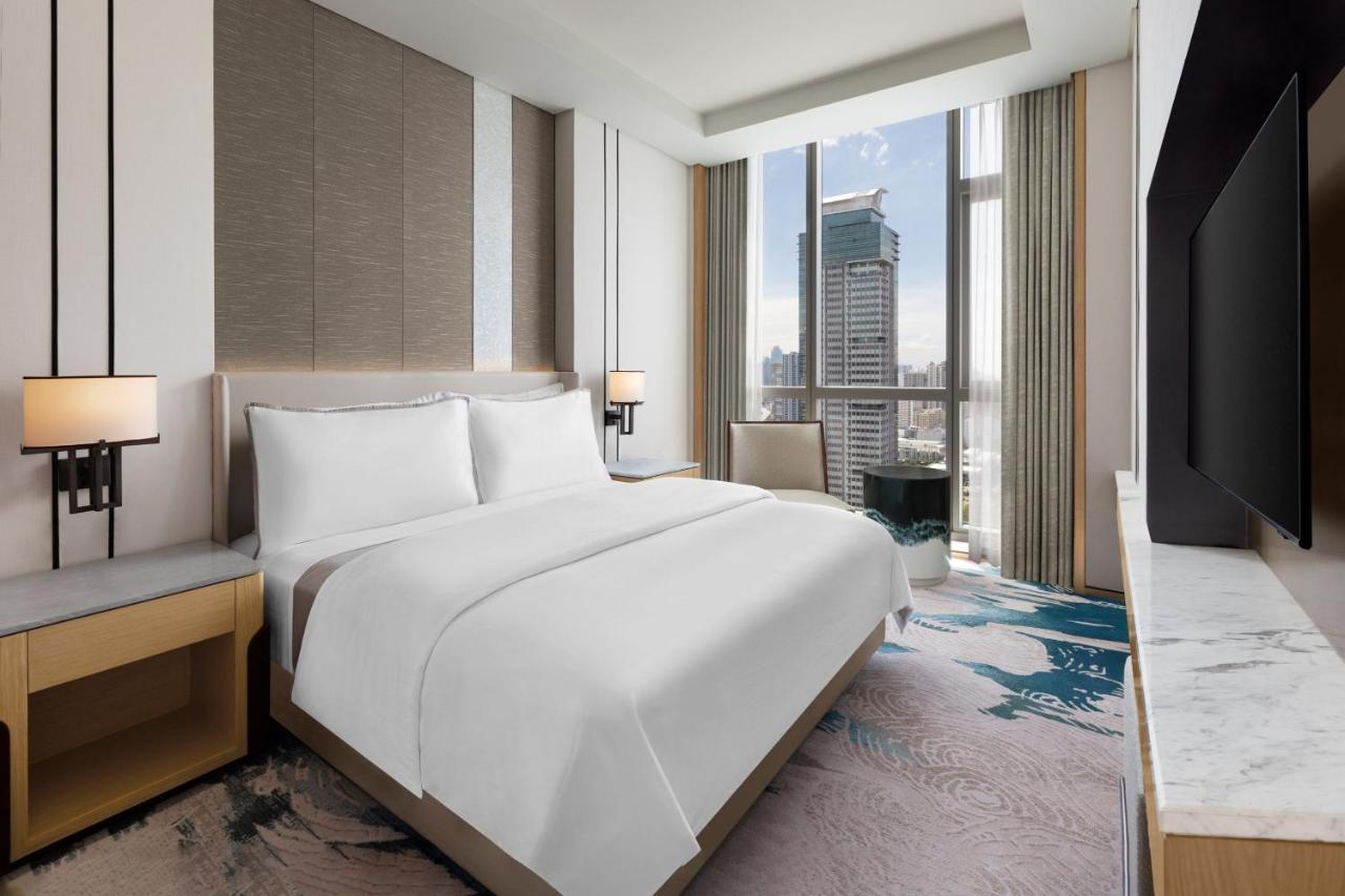 The Westin Manila Hotel Pasig City Exterior photo