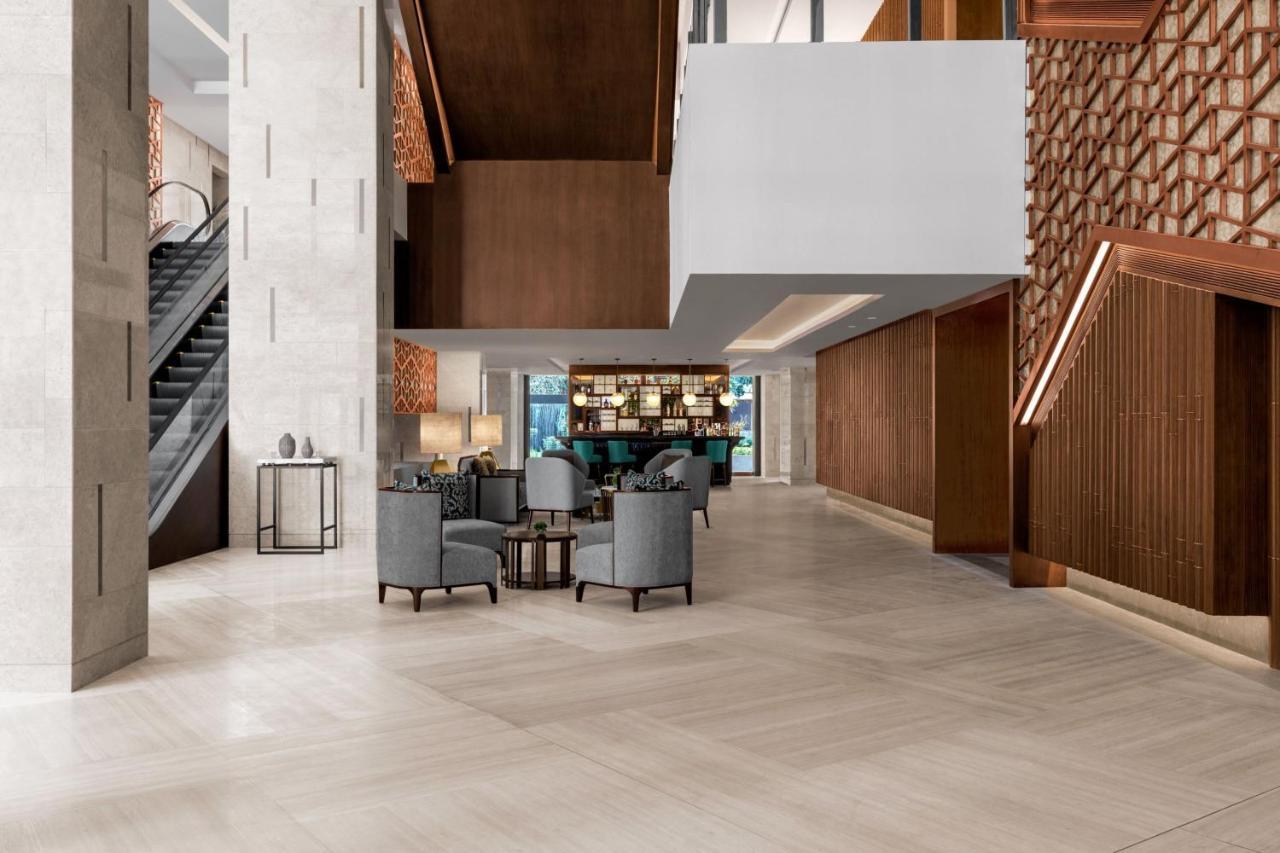 The Westin Manila Hotel Pasig City Exterior photo