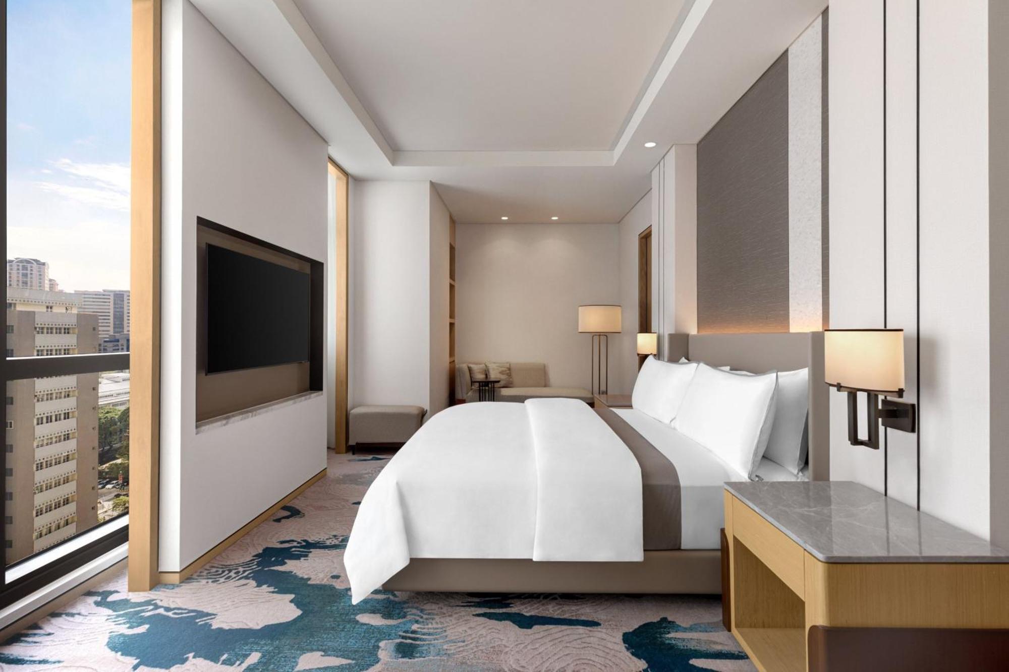 The Westin Manila Hotel Pasig City Exterior photo