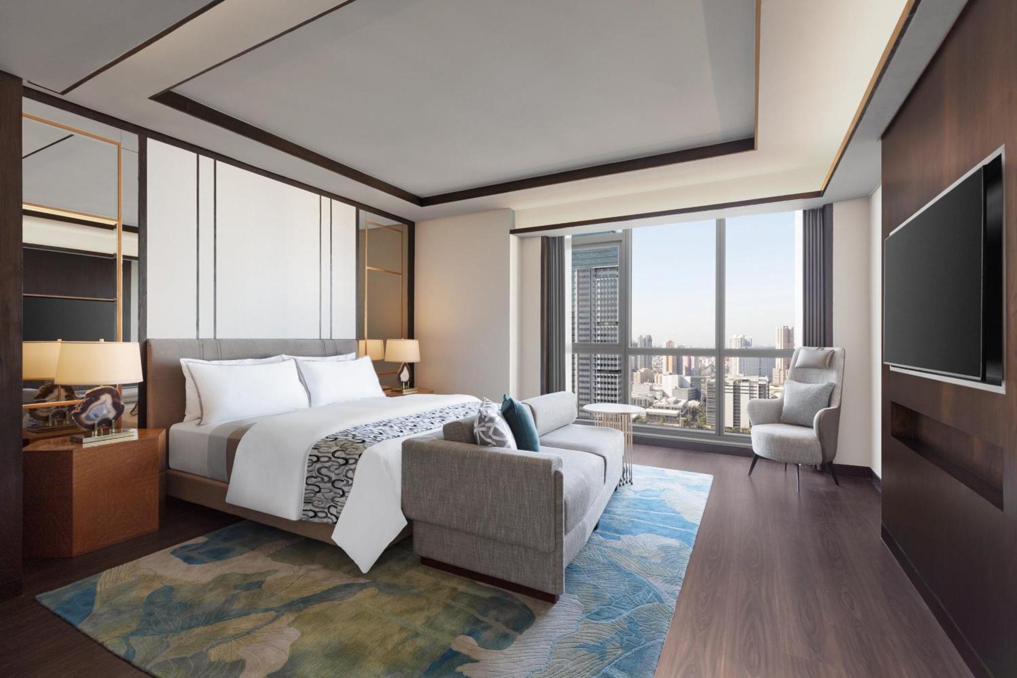 The Westin Manila Hotel Pasig City Exterior photo